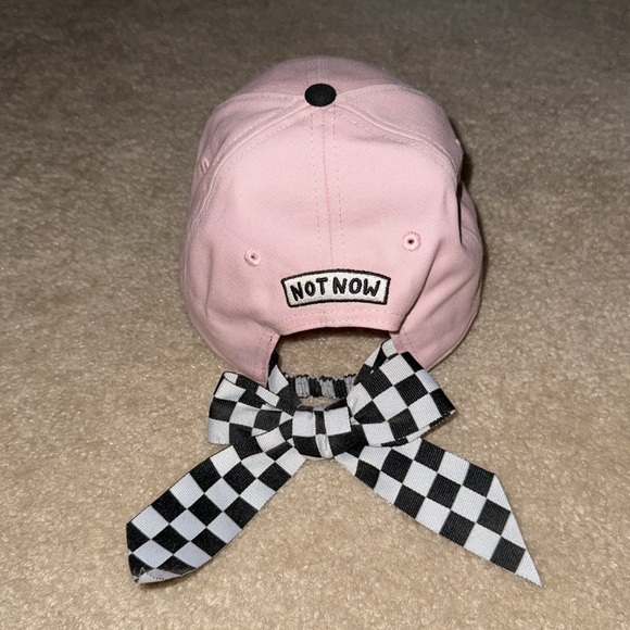 Vans x Lazy Oaf - Picture 3 of 11